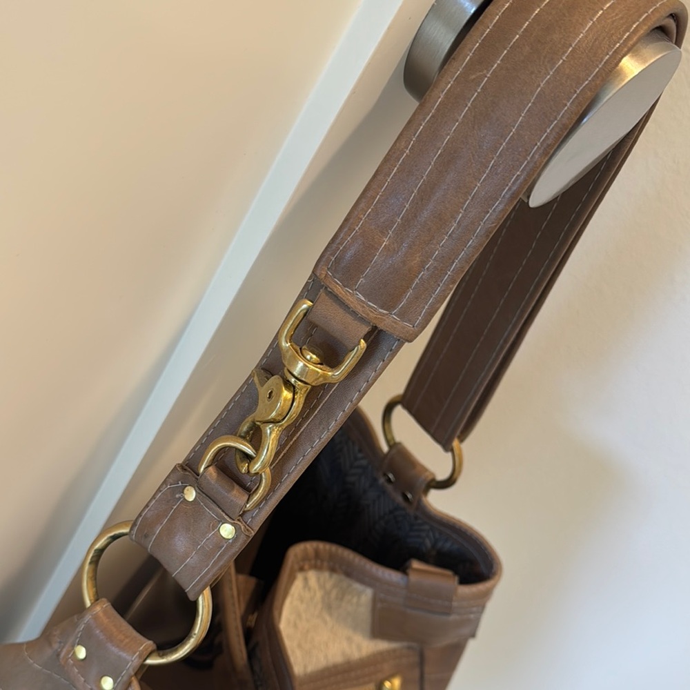 Maya Moon Designs Luxury Leather Goods convertible crossbody bag “Gordo” - Picture 6 of 16